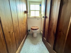 WC- click for photo gallery